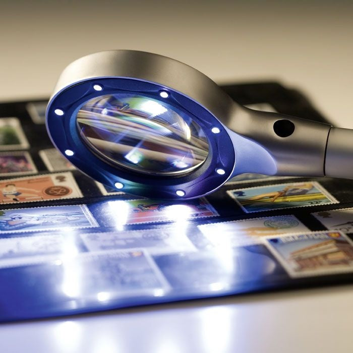 Large LED illuminated magnifier image 0