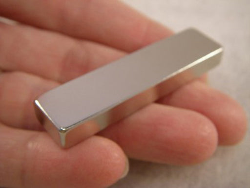 Rare Earth Magnet for detecting impurities in precious metals image 0